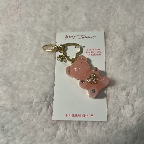 Betsey Johnson Pink Bear Handbag Charm or keychain. Pretty heart. NWT. Cute. - Picture 4 of 10